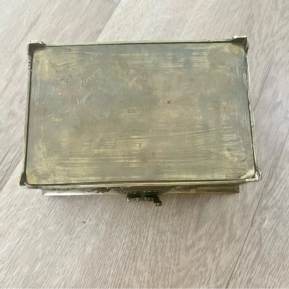 Rare Antique Belgique Art Nouveau Repousse‎ Flower Brass Jewelry Casket Box